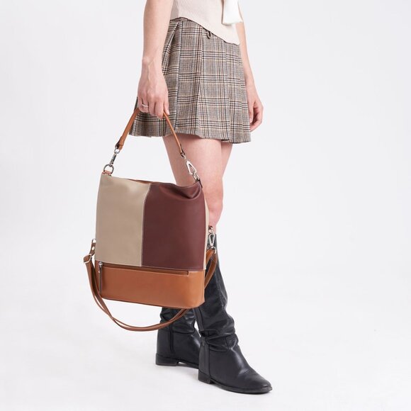 Fantini Italian Leather Modern Brown Handbag - Picture 7 of 10